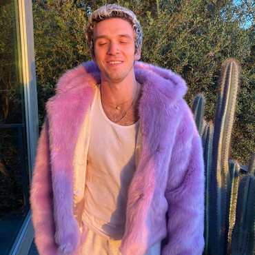 Lirik Lagu 26 - Lauv