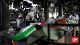 Mal Rongsok Tetap Normal Mal Rongsok tetap buka saat PSBB dan New Normal saat ini di kota depok. Pengunjung yang datang tetap menerapkan protokol kesehatan hadapi virus Corona. Depok. Kamis (11/6/2020).CNN Indonesia/Andry Novelino
