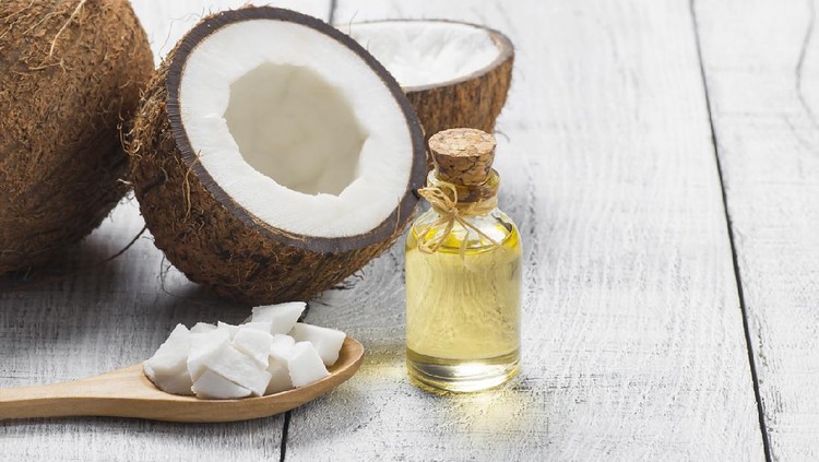 minyak kelapa Coconut oil for alternative therapy