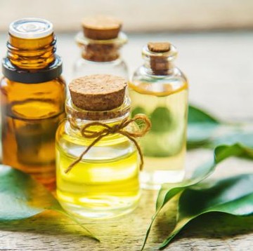 img-title Jenis-jenis Essential Oil dan Cara Memilihnya yang Tepat