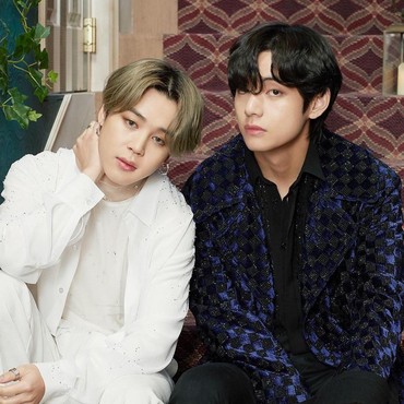 Lulus Jadi Sarjana, V & Jimin BTS Dapat Penghargaan President's Award