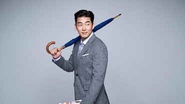 Sempat Ditunda, Yoon Kye Sang Gelar Resepsi Pernikahan Juni 2022