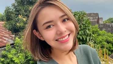img-title Amanda Manopo Akui Sangat Susah Move On dari Esa Sigit