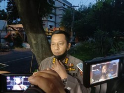 Polisi Luruskan Status Ketua FPI Unggah Foto Hoax Mega Gendong Jokowi: Saksi