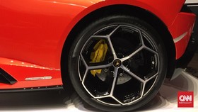 Beli Lamborghini Bisa Bayar Pakai Bitcoin