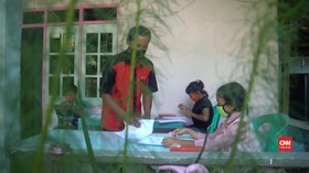 VIDEO: Perjuangan Guru di Magelang Ajar Murid saat Pandemi