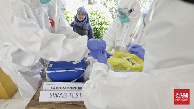 Ketiga anggota DPRD Buton Tengah itu berpotensi menularkan virus corona ke sejumlah orang di beberapa tempat, seperti bandara, pesawat hingga lokasi dinas.