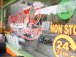 Curhat Sedih Pemilik Warteg Legendaris yang Omzetnya Anjlok 90 Persen