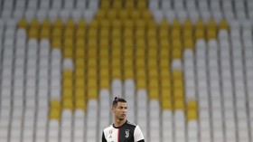 Sarri Minta Ronaldo Ikut Bertahan di Final Coppa Italia