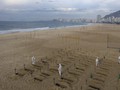 Foto: Aktivis Gali Kuburan Protes Penanganan Corona di Brasil