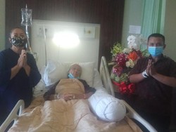 Presiden Jokowi Beri Bantuan ke Istri Pengawal Bung Karno yang Sakit