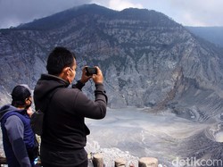 Gunung Tangkuban Parahu, Cerita Rakyat dan Keindahan Alamnya