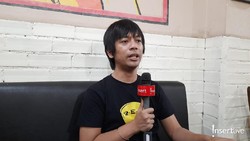 Rian D'Masiv Beli Jersey Bekas Keringat David Beckham Seharga 2 Digit