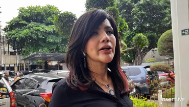 img-title Barbie Kumalasari Ngamuk Dapat Bunga dari Pemilik Muka tanpa Silikon