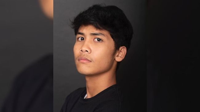 Stand up comedian Bintang Emon hingga penyanyi seperti Fiersa Besari ikut mengomentari kontroversi 'Jurassic Park' di Pulau Komodo.