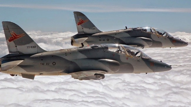 pesawat hawk