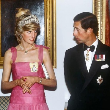 Saking Bencinya, Putri Diana Tak Ingin Pangeran Charles Jadi Ahli Waris