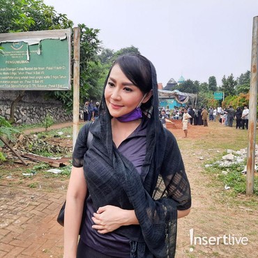 Eks Mertua Tutup Usia, Tessa Kaunang Tak Tahu Kabar Sandy Tumiwa