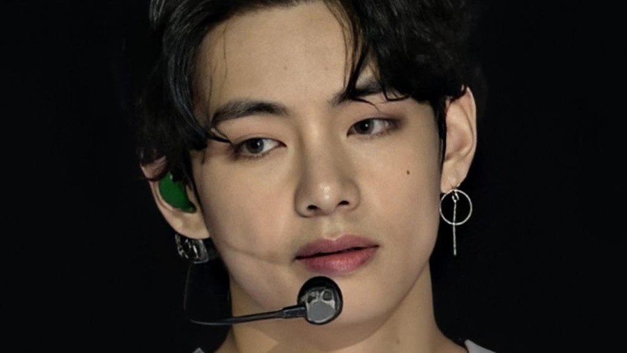V BTS