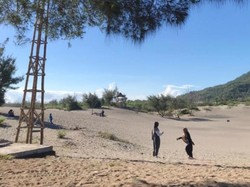 Yang Selalu Hits di Yogyakarta, Gumuk Pasir Parangkusumo