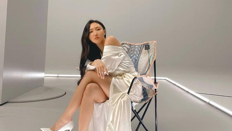 Hwasa Mamamooo