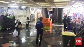 Ganjil Genap Kios Tanah Abang Berimbas Omzet Pedagang Turun