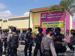 Belasan Pasien Corona Dijemput Paksa di Blora, Ganjar: Jangan Ditiru!