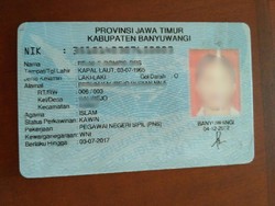 Unik, KTP ASN yang Ngamuk Rusak DispendukCapil Tertulis Lahir di Kapal Laut