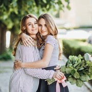 Tips Mencuri Hati Ibu Pasangan yang Masih Dekat dengan Mantan Pacar