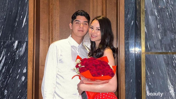 Potret Romantis Al Ghazali dan Alyssa Daguise yang Siap Nikah Muda