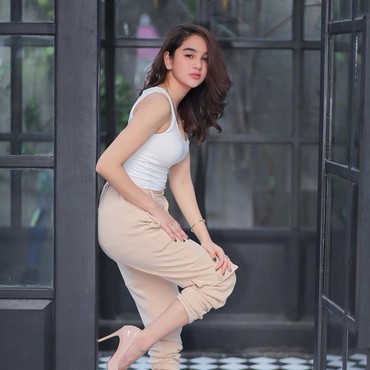 Harta, Takhta, Hana (Part 2)