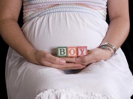 10 Mitos dan Fakta Ciri Hamil Anak Laki-laki di Trimester 1