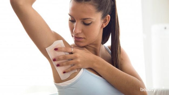 Ketiak Hitam? Ini 5 Deodorant yang Ampuh Putihkan Ketiak