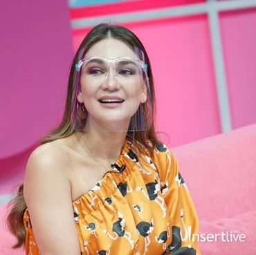 Cinta Luna yang Maya