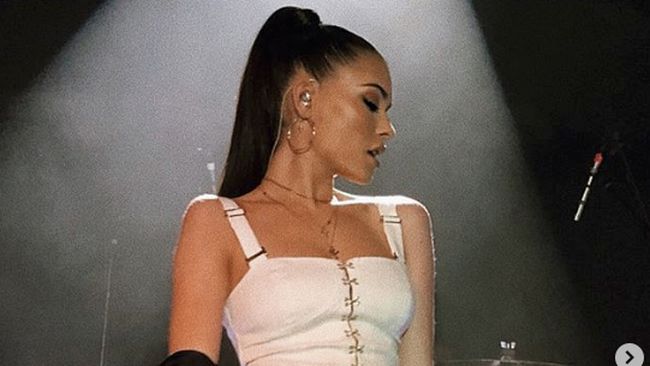 Lirik Lagu bad enough - Madison Beer