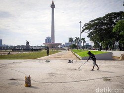 Video Pemuda Ini Dihukum Nyapu Monas dan Denda karena Langgar PSBB