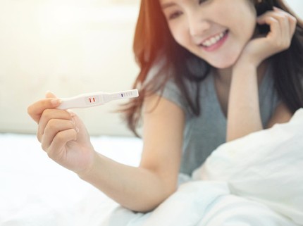Cara Mengetahui Positif Hamil dari Air Kencing agar Hasilnya Akurat