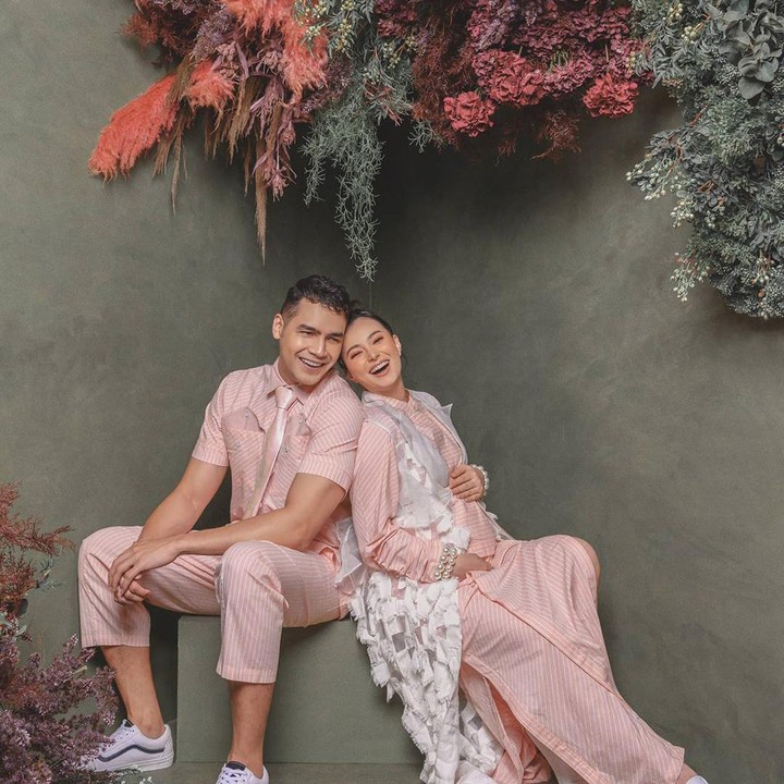 <p>Asmirandah dan Jonas Rivanno tengah berbahagia menyambut calon bayi pertama mereka, Bunda. (Foto: Instagram @riomotret)</p>