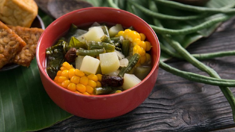 Sayur asem, Indonesian food. Vegetable in tamarind soup. Common ingredients are peanuts, corn, chayote and long bean.