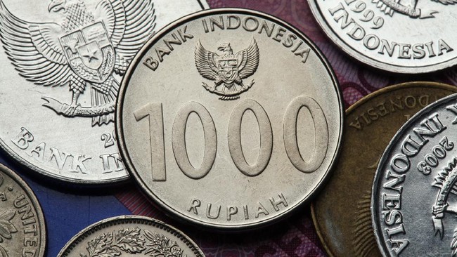 Sejumlah e-commerce mengenakan biaya tambahan ke pengguna untuk jasa aplikasi dan layanan dengan besaran Rp1.000.
