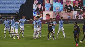 FOTO: David Luiz Blunder, Manchester City Hajar Arsenal