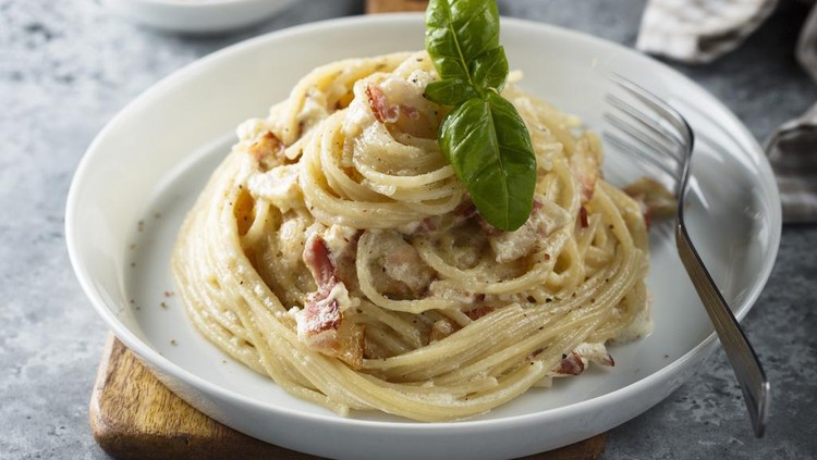 Resep Spaghetti Carbonara, Creamy dan Lezat