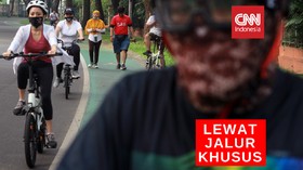 VIDEO: Ada Jalur Khusus, Pesepeda Tak Lagi Gunakan Trotoar