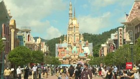 VIDEO: Disneyland Hong Kong Buka, Dahului Tokyo dan Paris