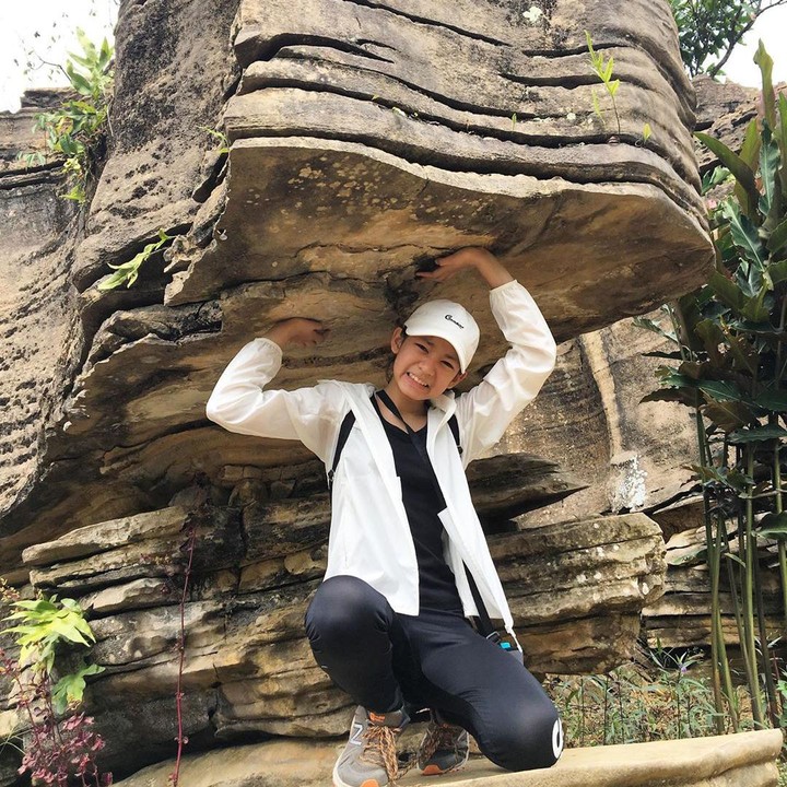 <p>Perawakan Makayla pun mirip dengan Cornelia Agatha ya? Sama-sama cantik. (Foto: Instagram @fabuloustwins)</p>