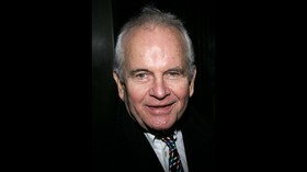 Aktor Ian Holm 'Lord of the Rings' Meninggal Dunia