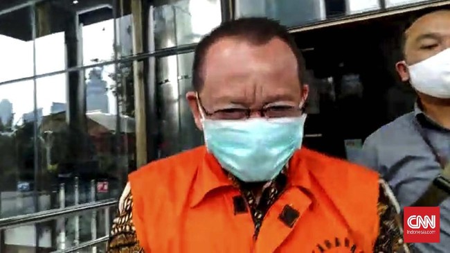 Seorang petugas Rutan KPK melaporkan mantan Sekretaris MA Nurhadi ke Polsek Setiabudi terkait kasus dugaan kekerasan.