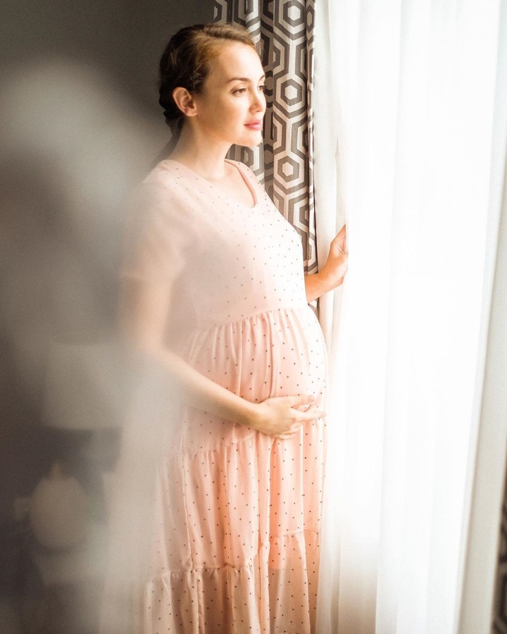 5 Foto Maternity Photoshoot  Bunda Seleb Bisa Jadi 