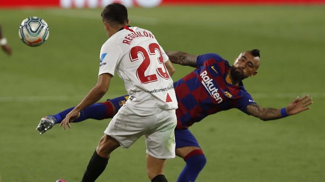 Gelandang Barcelona Arturo Vidal memperingatkan Bayern Munchen jelang pertemuan kedua tim di babak perempat final Liga Champions.