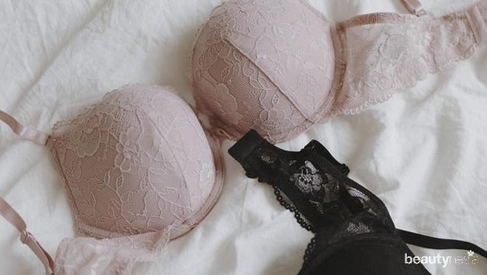 Tak Pakai Bra Selama di Rumah Aja, Waspada Efek Samping Ini!